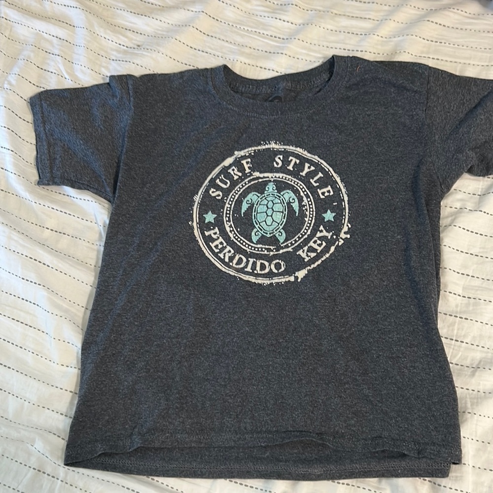 Surf style predido key turtle shirt